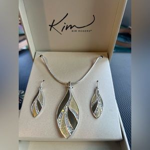 Kim Rogers necklace with matching earrings